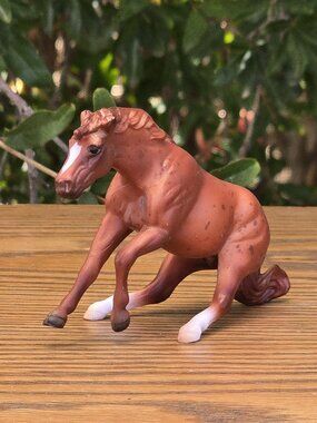 Breyer Stablemates #6039 Reining Horse G4 - Dappled Chestnut
